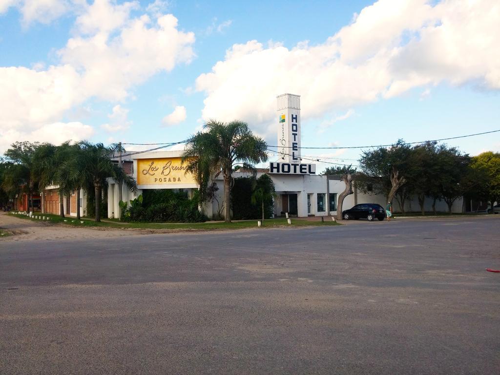 Los Brunos Posada Hotel Reconquista Exterior photo